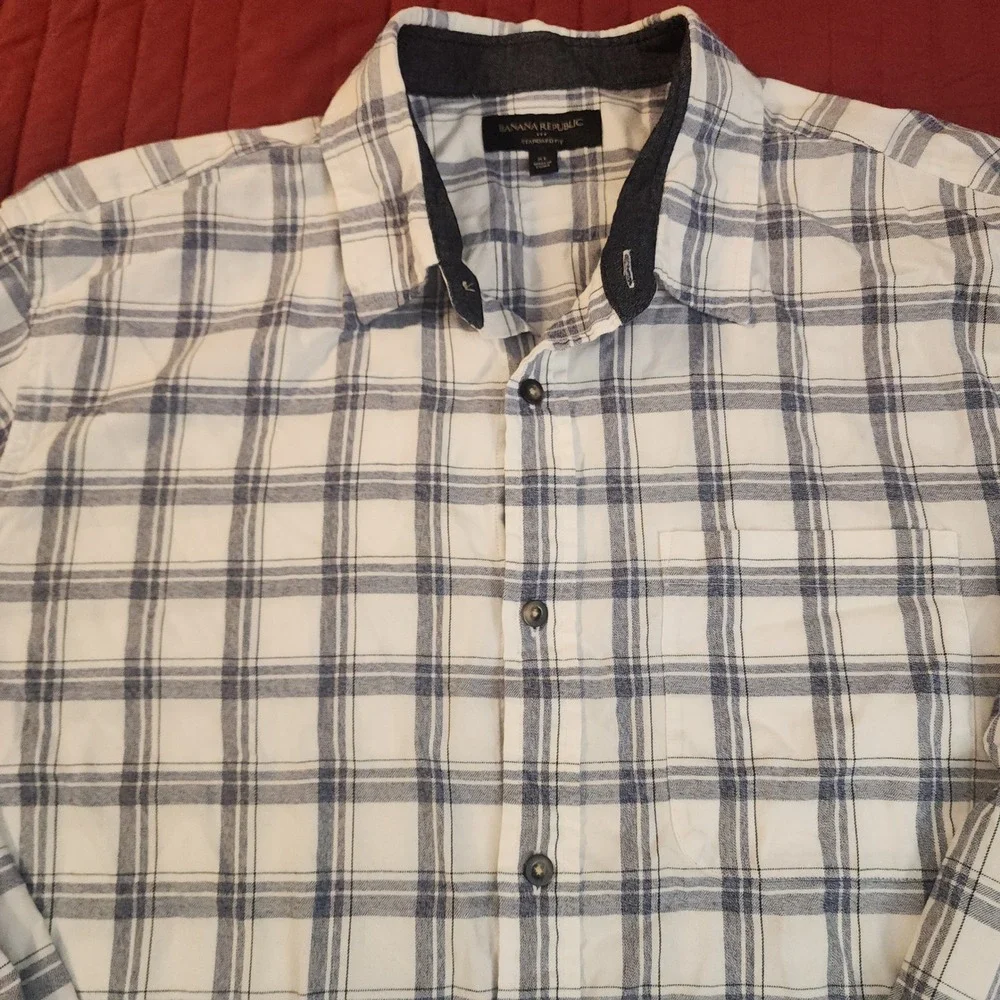 Banana Republic Mens XL Standard Fit Blue White Plaid Long Sleeve Flannel Shirt